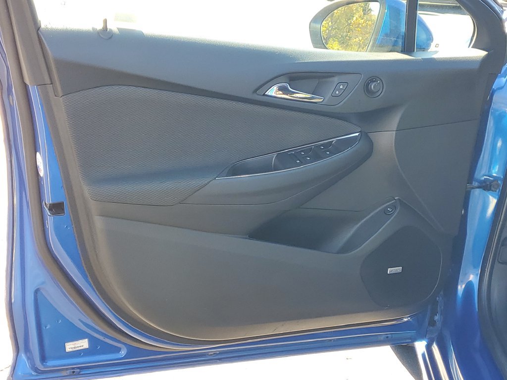 Used 2017 Chevrolet Cruze LT w/ LT True North Edition FWD image 22