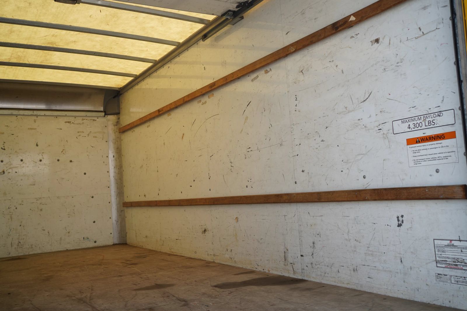 Used 2021 GMC Savana 3500 Extended w/ Power Convenience Package RWD image 13
