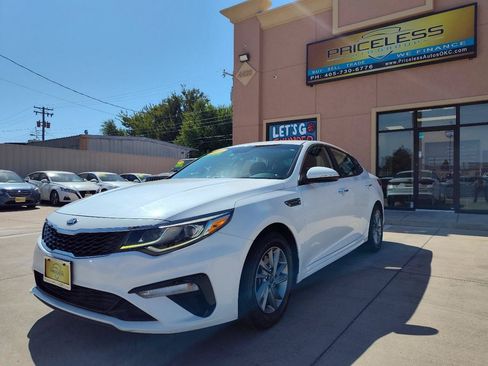 Used 2019 Kia Optima LX FWD image 8