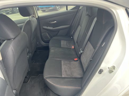 Certified 2021 Nissan Sentra SR image 14