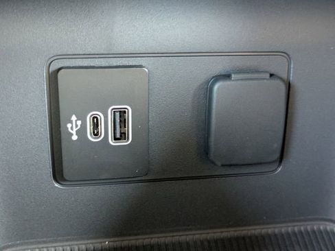 Certified 2026 Ford Explorer Active w/ Active Comfort Package RWD image 22