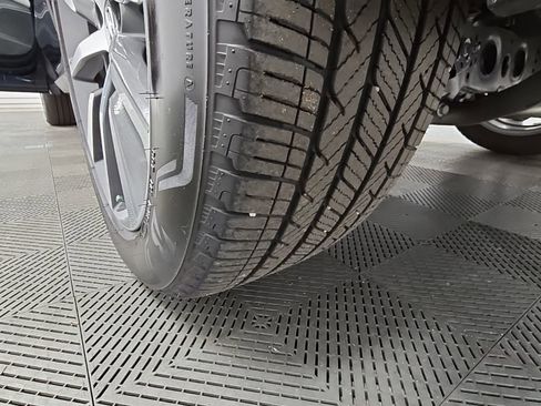 Used 2025 Acura MDX w/ Technology Package image 47