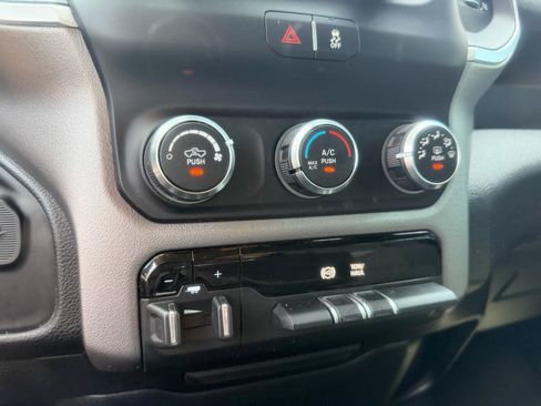 Used 2019 RAM 2500 Big Horn AWD/4WD image 18
