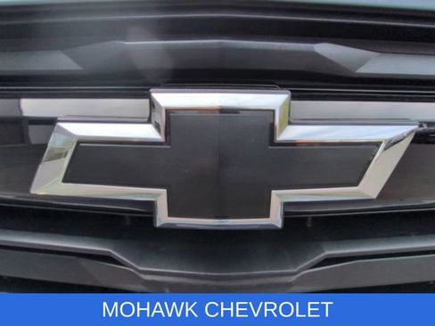 Used 2023 Chevrolet Colorado Z71 w/ Z71 Convenience Package 2 AWD/4WD image 31
