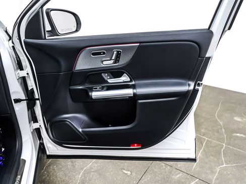 Used 2023 Mercedes-Benz GLA 250 image 24