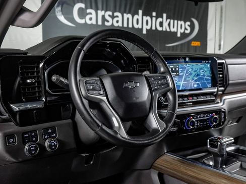 Used 2022 Chevrolet Silverado 1500 LT Trail Boss w/ Convenience Package II AWD/4WD image 15