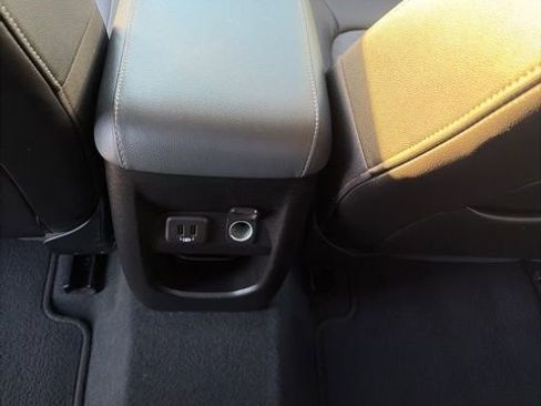 Used 2022 Chevrolet Colorado Z71 AWD/4WD image 25