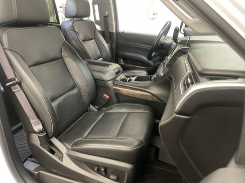 Used 2017 Chevrolet Tahoe LT w/ Luxury Package AWD/4WD image 22