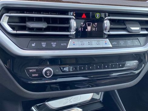 Used 2024 BMW X3 xDrive30i image 13