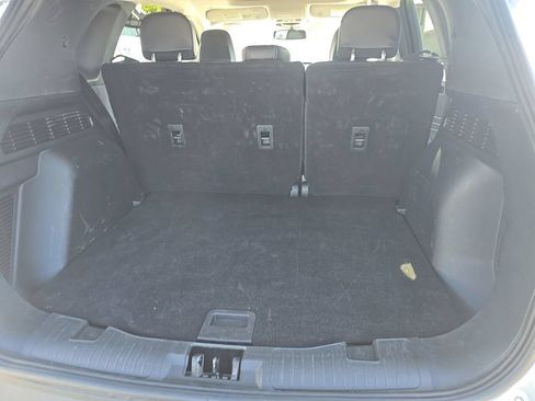 Used 2025 Ford Escape Platinum AWD/4WD image 9
