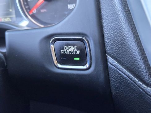 Used 2019 GMC Acadia SLT AWD/4WD image 18