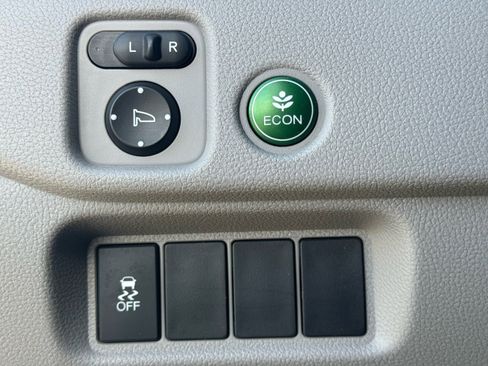 Used 2018 Honda Pilot EX-L image 19