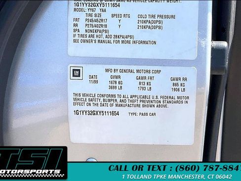 Used 2000 Chevrolet Corvette Convertible RWD image 27
