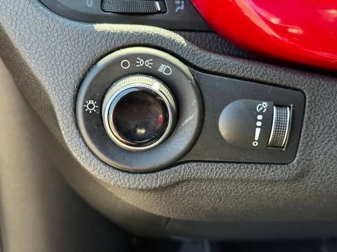 Used 2016 FIAT 500X Easy w/ Mopar Adventure Package AWD/4WD image 27