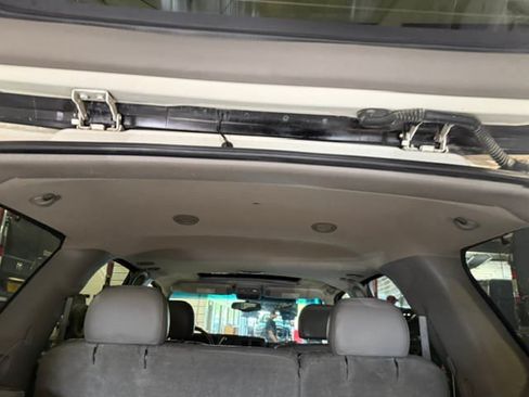 Used 2002 Cadillac Escalade AWD image 27