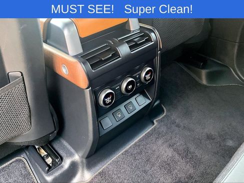 Used 2023 Land Rover Defender 110 X image 30