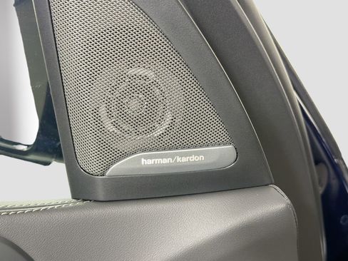 New 2026 BMW X5 xDrive40i w/ M Sport Package image 18