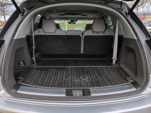 Used 2018 Acura MDX w/ Technology & Entertainment image 35