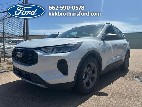 Used 2025 Ford Escape ST-Line FWD image 1