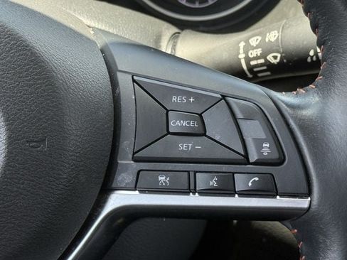 Used 2023 Nissan Sentra SR w/ Electronics Package FWD image 15