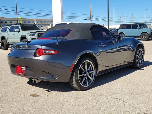 Used 2022 MAZDA MX-5 Miata Grand Touring w/ Weather Package image 4