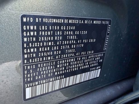 Used 2026 Volkswagen Tiguan SEL R-Line image 38