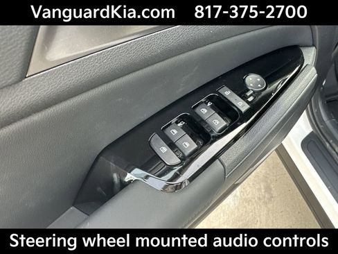 Certified 2025 Kia Sportage EX w/ EX Premium Package image 17