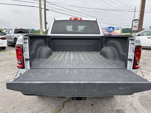 Used 2026 RAM 2500 Big Horn AWD/4WD image 18