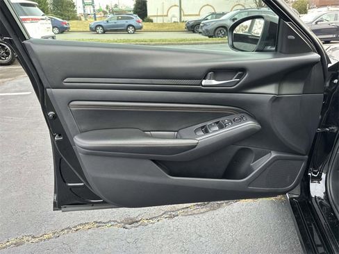 Used 2020 Nissan Altima 2.5 SR image 16