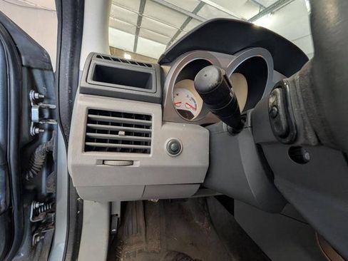 Used 2008 Dodge Avenger R/T FWD image 31