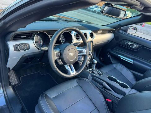 Used 2017 Ford Mustang Premium w/ Equipment Group 201A RWD image 21