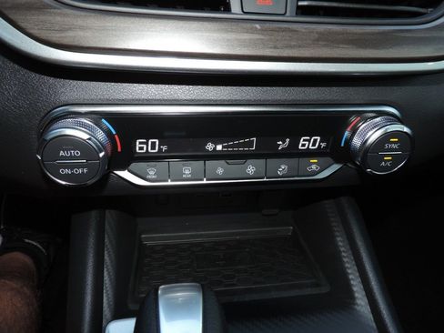 New 2025 Nissan Altima 2.5 SV w/ SV Special Edition Package image 22