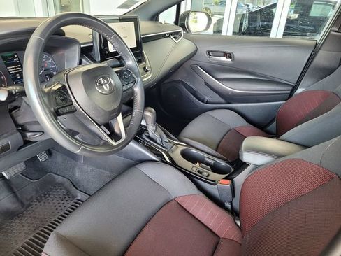 Used 2024 Toyota Corolla SE w/ SE Convenience Package FWD image 10