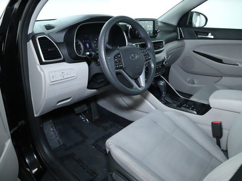 Used 2020 Hyundai Tucson SE image 17