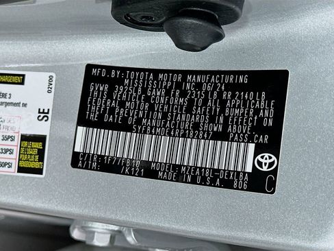 Certified 2024 Toyota Corolla LE FWD image 31