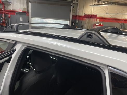 Used 2025 Toyota RAV4 SE image 33