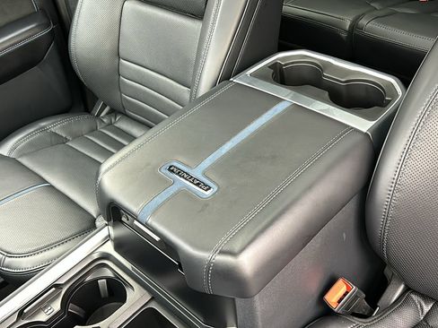 Used 2025 Ford F250 Platinum image 27