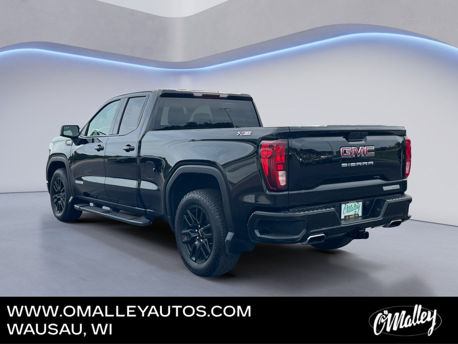 Used 2021 GMC Sierra 1500 Elevation w/ X31 Off-Road Package AWD/4WD image 3