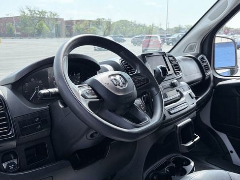 Used 2023 RAM ProMaster 2500 FWD image 12