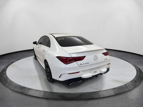 Used 2023 Mercedes-Benz CLA 250 4MATIC image 8