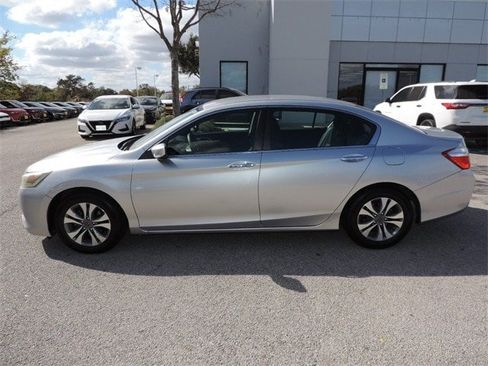 Used 2015 Honda Accord LX image 8