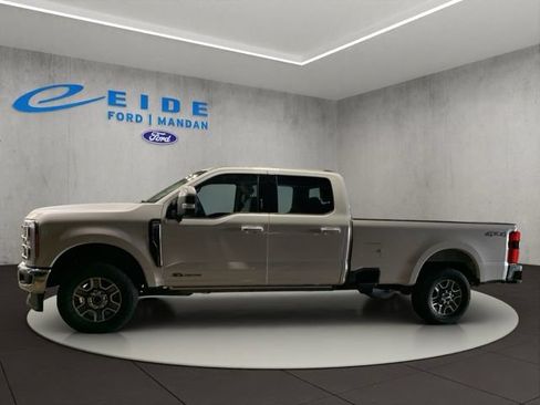 Used 2023 Ford F250 Lariat w/ Lariat Ultimate Package AWD/4WD image 3