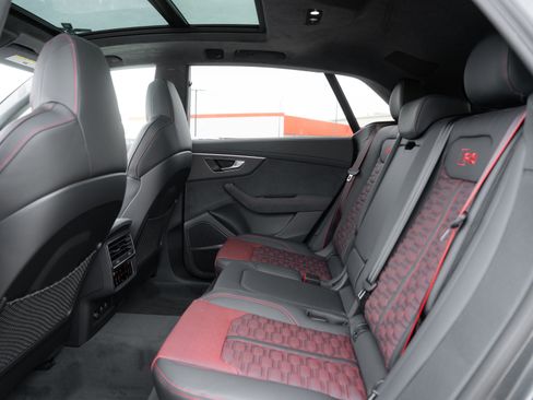 New 2026 Audi RS Q8 performance image 33