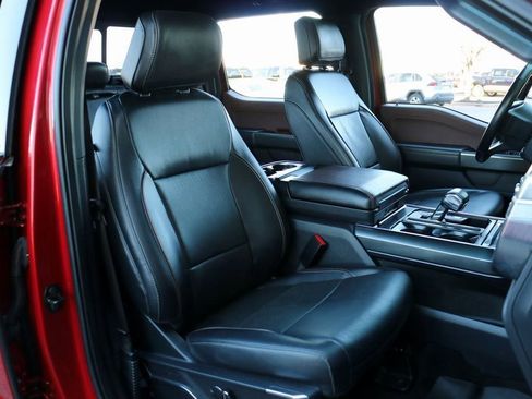 Used 2022 Ford F150 Lariat w/ Equipment Group 502A High image 34