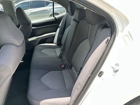 Used 2023 Toyota Camry LE AWD/4WD image 4