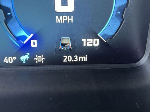 New 2025 Ford Bronco Outer Banks image 17