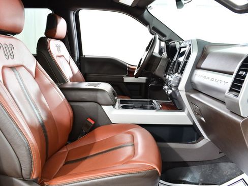 Used 2022 Ford F250 King Ranch w/ Chrome Package image 10