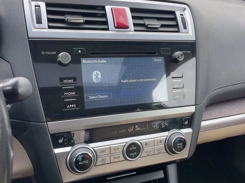 Used 2017 Subaru Outback 2.5i Limited AWD/4WD image 22