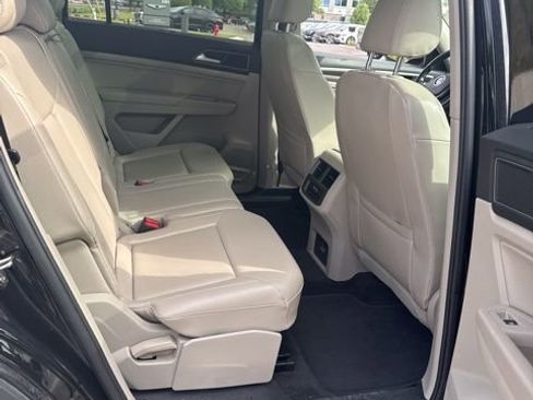 Used 2018 Volkswagen Atlas SEL image 8