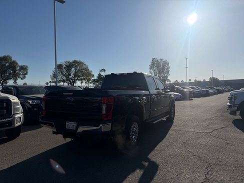 Used 2021 Ford F250 XLT w/ XLT Premium Package AWD/4WD image 3